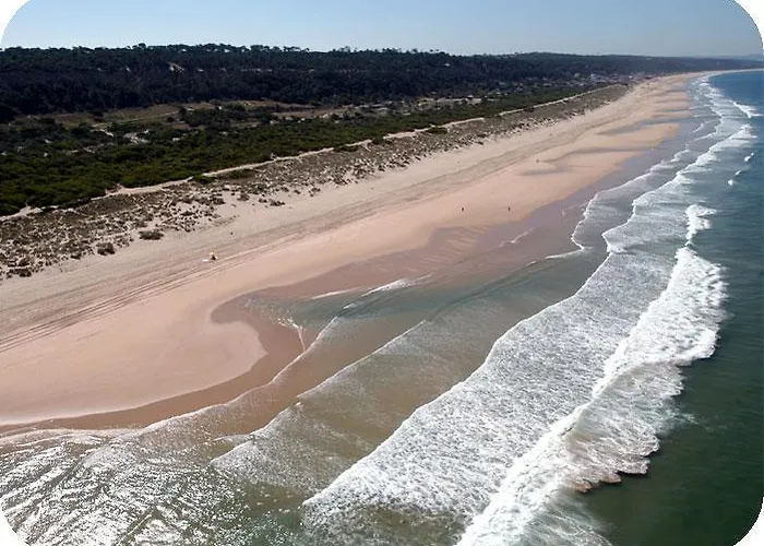 Casa Lucas Gasthuis Charneca (Setubal)